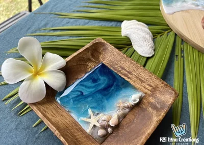 Personalized resin ocean art board